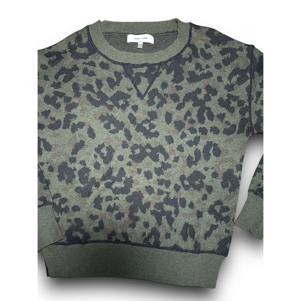 John + Jenn Womens Sweater Green Black Cheetah Print Knit Sz XS Oversized. Camo - Picture 3 of 12